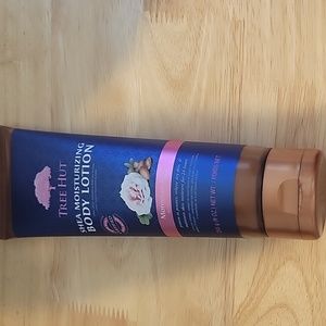 Brand new Tree Hut Body Lotion